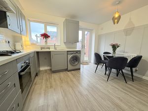 Photo 10- click for photo gallery